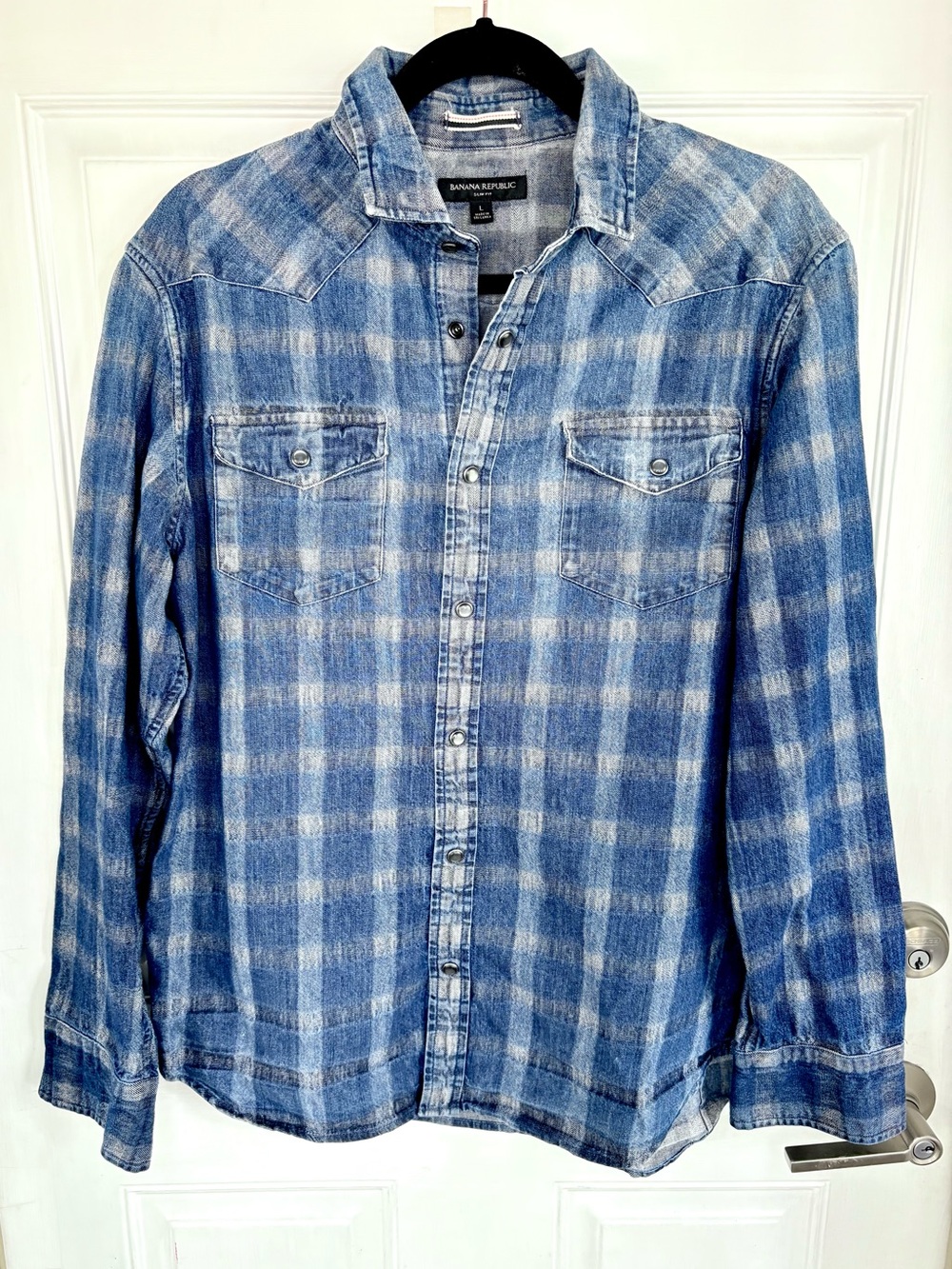 Banana Republic slim fit plaid pearl snap western denim shirt - L Slim Fit